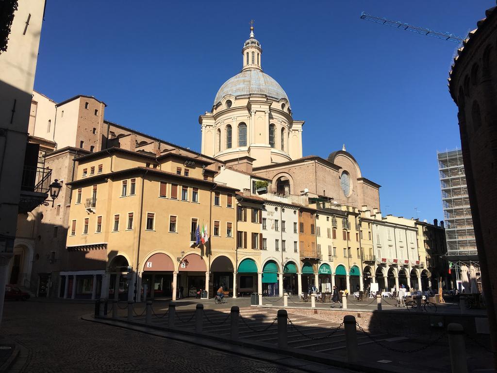 Domus Nova Residenza Il B&B Mantova Eksteriør billede