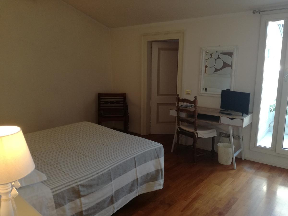 Domus Nova Residenza Il B&B Mantova Eksteriør billede