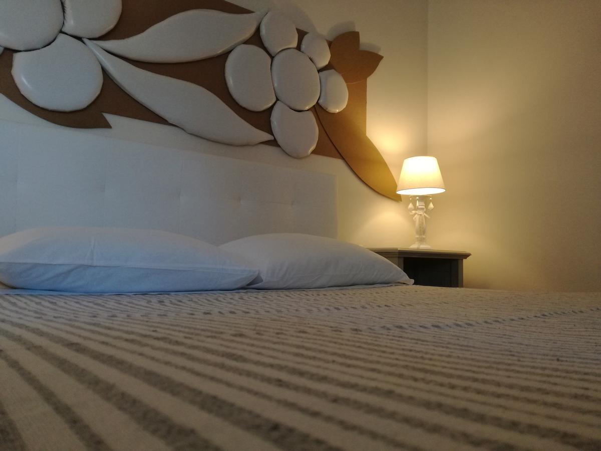 Domus Nova Residenza Il B&B Mantova Eksteriør billede